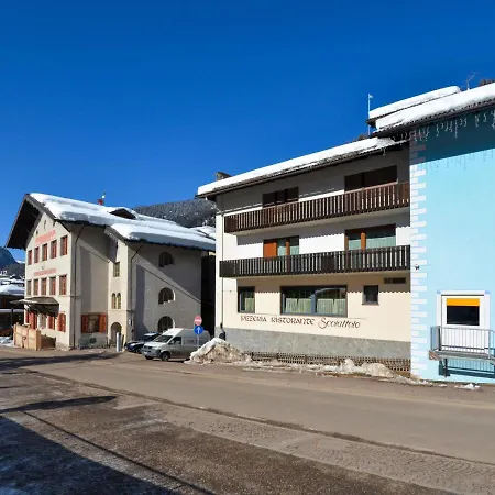 1 By Interhome Lägenhet Canazei